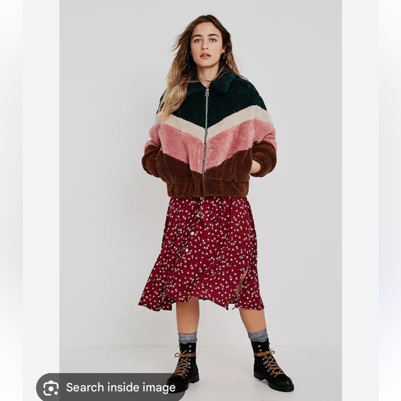 BDG Jackets & Blazers - BDG Chevron Sherpa Jacket in Earth Tones size medium.